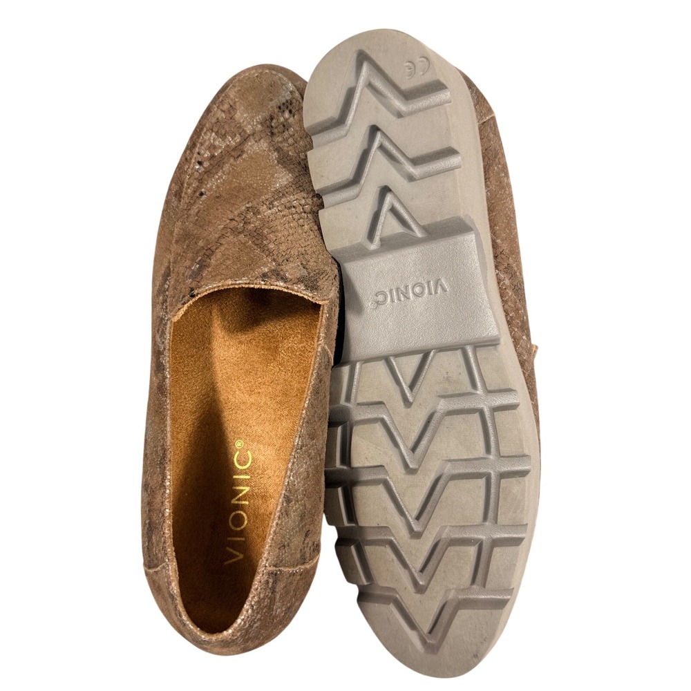 Vionic Kensley Loafers Brown Metallic Snakeskin Lug Sole Shoes Womens 7 Orthotic - Picture 3 of 5